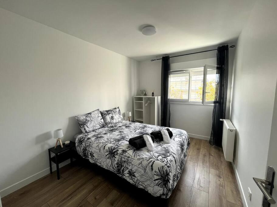 Hana Home Mantes-La-Jolie 6 Personnes Parking Public Gratuit Business&Family Exteriér fotografie