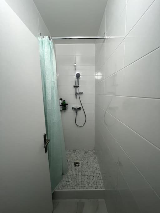 Hana Home Mantes-La-Jolie 6 Personnes Parking Public Gratuit Business&Family Exteriér fotografie